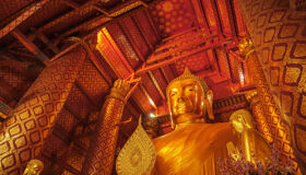 Ayutthaya Wat Phanan Cheong